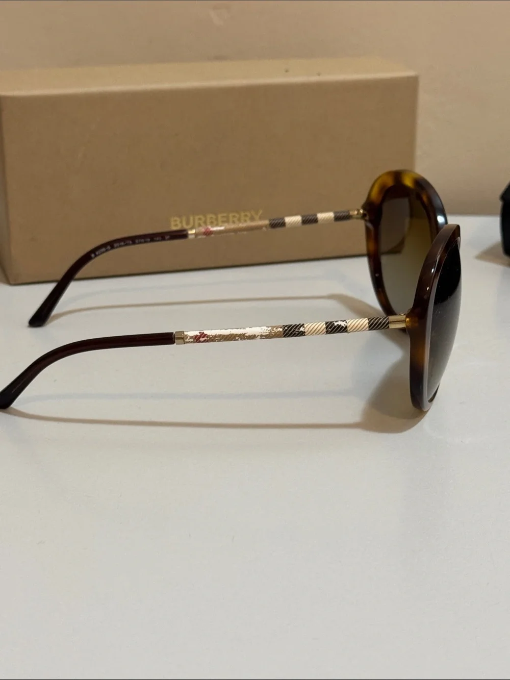 Burberry Tortoiseshell Polarized Sunglasses with Brown Lenses